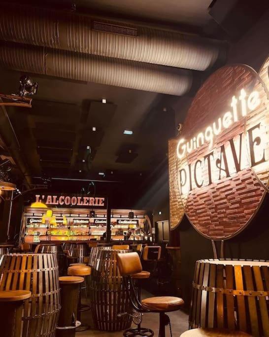 Maisons Martigny A - Proche Futuroscope Et Aquascope シャッスヌイユ・デュ・ポワト エクステリア 写真